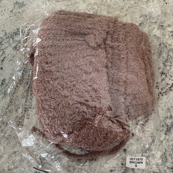 SOLD Close To You Set - Mocha - Picture 6 of 7